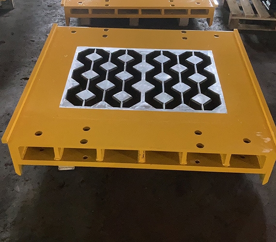 Brick machine mould
